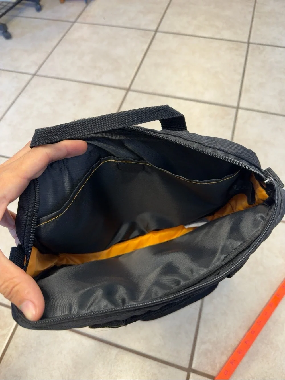 Alliant Black Padded Laptop Briefcase Messenger Bag Adjustable Strap